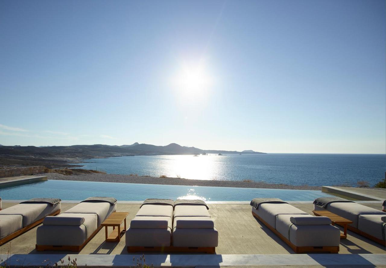 Domes White Coast Milos, Adults Only - Small Luxury Hotels Of The World Mytakas Exterior photo